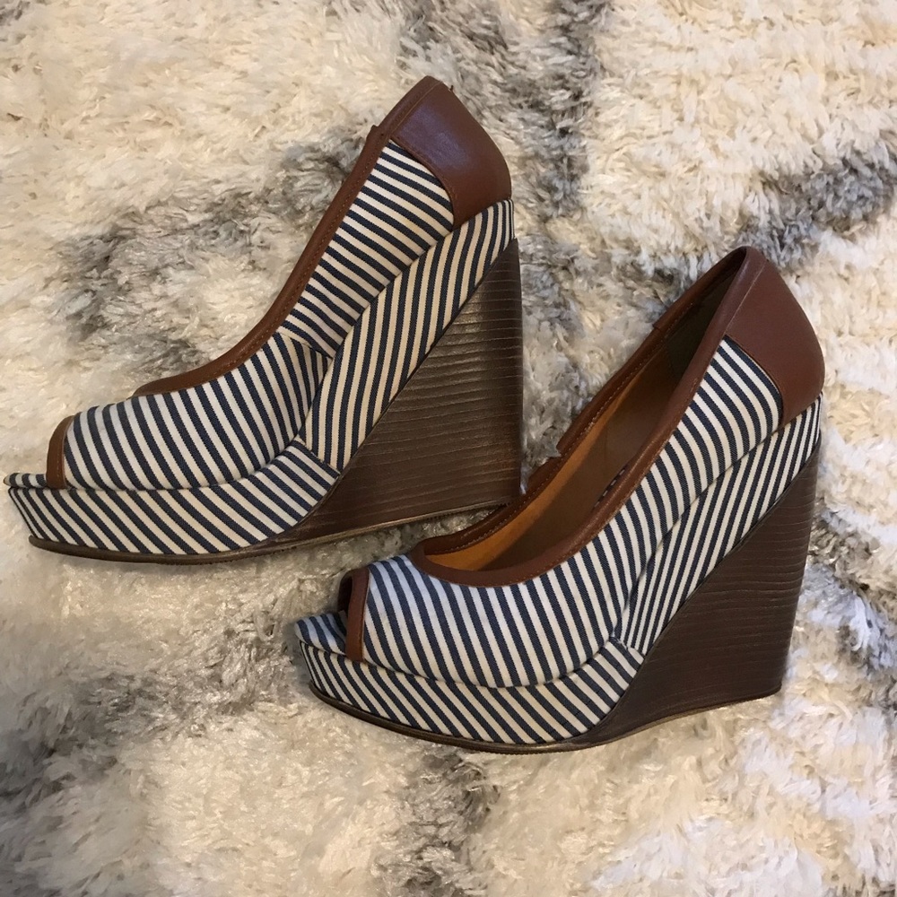 CKLASS wedge stripe heels New Sz8